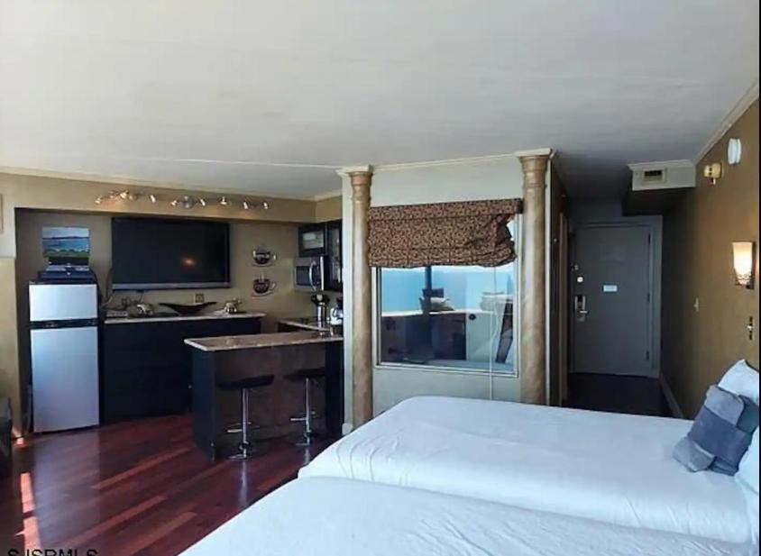 Front With Ocean View Apartment